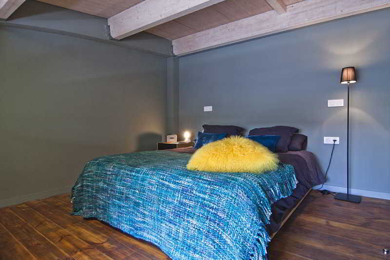 Room
Room
di Executive Attic 2