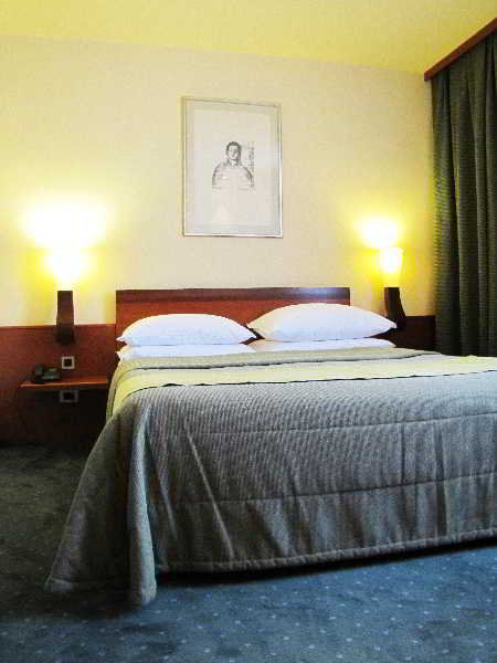 Room
Room
di Perla Casino & Hotel