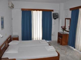 General view
General view
di Vlycha Beach Apartments & Studios