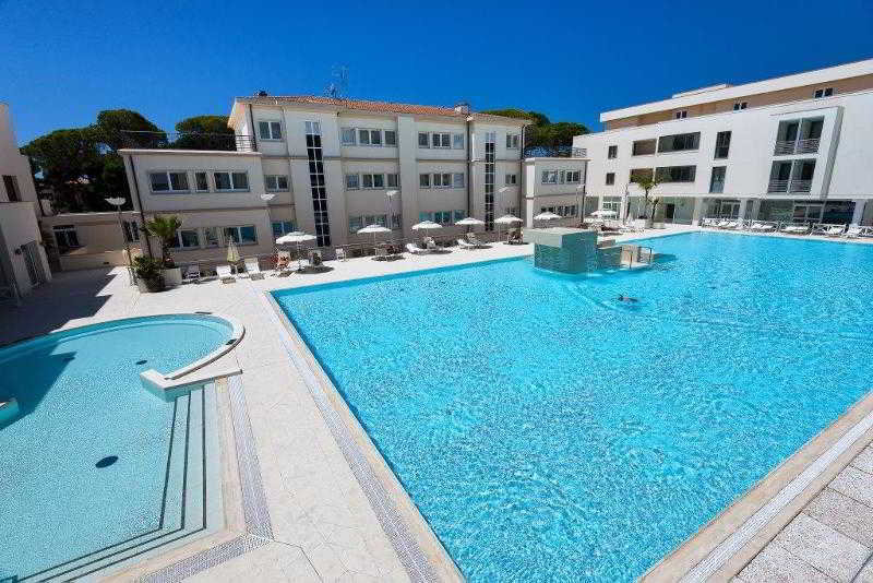 Pool
Pool
di Terme Marine Leopoldo II