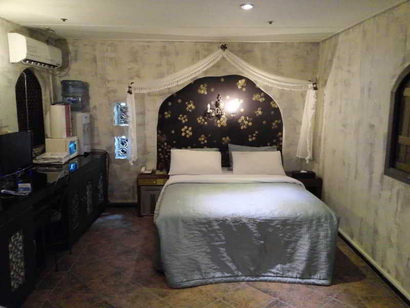 Room
 di Film 37.2 Hotel