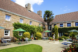 General view
General view
di Greenhills Country Hotel