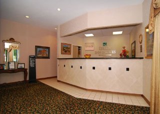 Lobby
 di Quality Inn & Suites