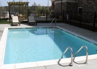 Pool
 di Suburban Extended Stay Hotel