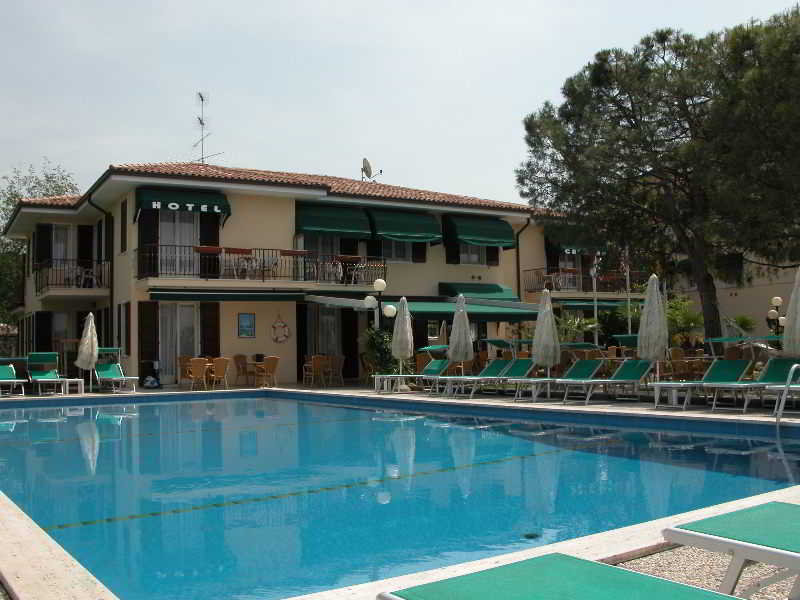 Pool
Pool
di Ca Mura Hotel