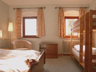 Room
Room
di Hotel-Restaurant Kaiserhof***