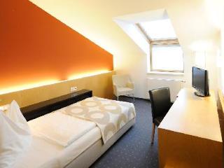 General view
General view
di Airport Boutiquehotel Hein