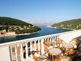 General view
General view
di Apartments Pucisca