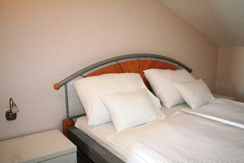 Room
Room
di Apartments Johnny