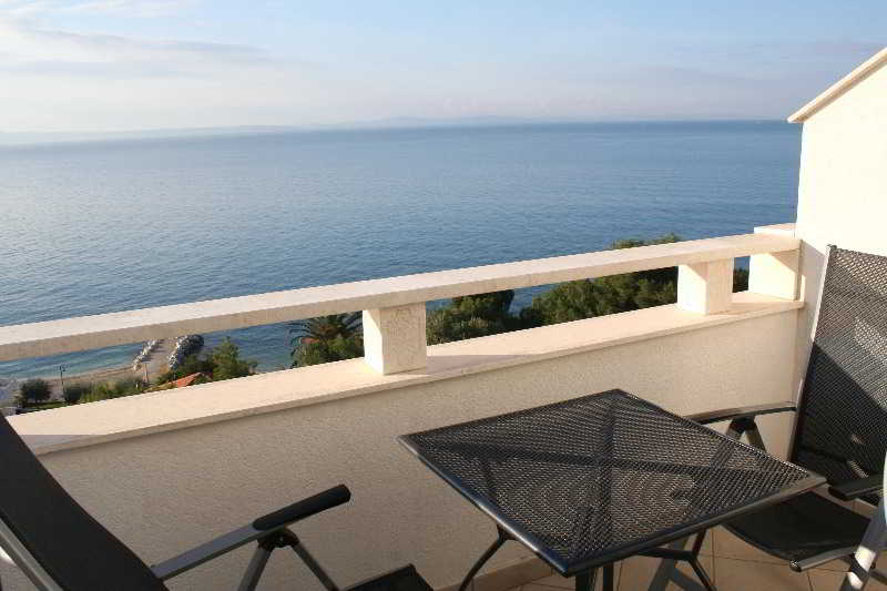 Room
Room
di Apartments Johnny