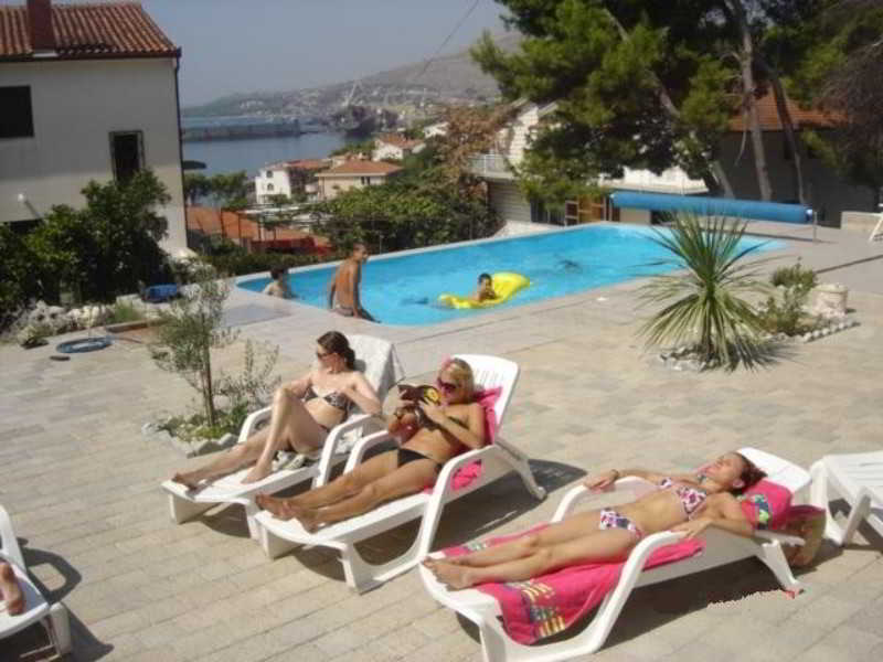 Pool
Pool
di Apartments Villa Goja