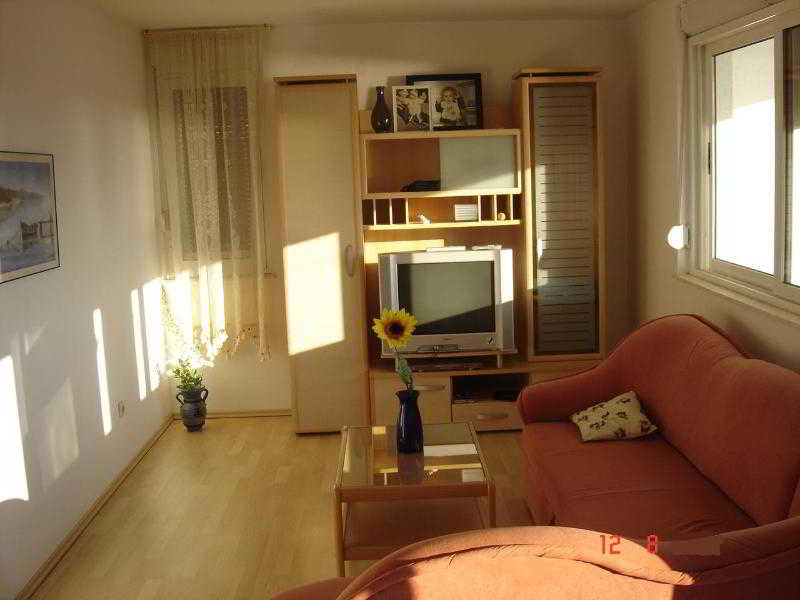 Room
Room
di Apartments Villa Goja
