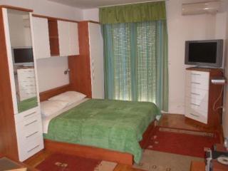 Room
Room
di Apartmani Znjan