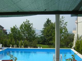 Pool
Pool
di Luton Apartments