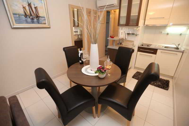 General view
General view
di Apartments Dumicic 4 Star