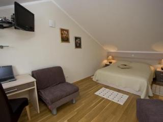 General view
General view
di Apartments Dumicic 4 Star