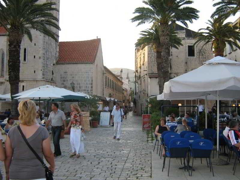 Sports and Entertainment
Sports and Entertainment
di Guesthouse Tonio