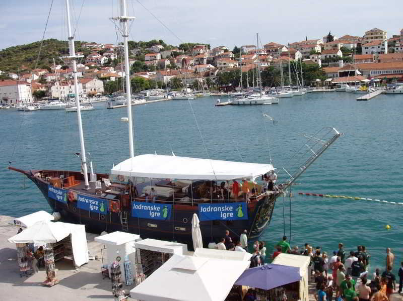 Sports and Entertainment
Sports and Entertainment
di Guesthouse Tonio