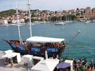 Sports and Entertainment
Sports and Entertainment
di Guesthouse Tonio