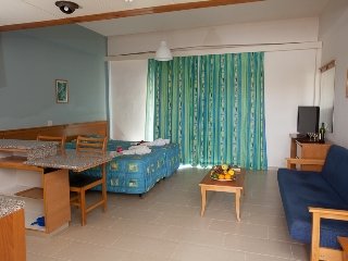 Room
Room
di Helios Bay Hotel Apts & Villas