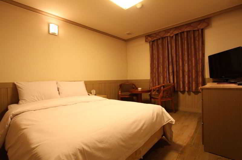 Room
Room
di Central Hotel Suwon