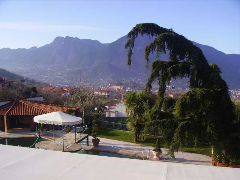 General view
General view
di Hotel Diecimare Montecaruso