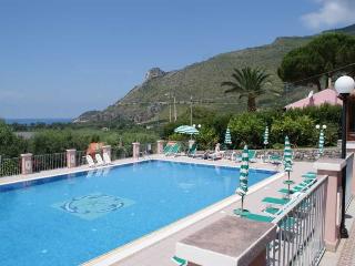 General view
General view
di Hotel Ristorante La Tana