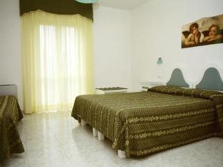 Room
Room
di Hotel Ristorante La Tana