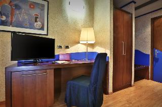 Room
Room
di Central Park Hotel Modena