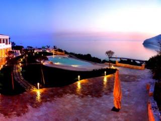 General view
General view
di Hotel Il Porto