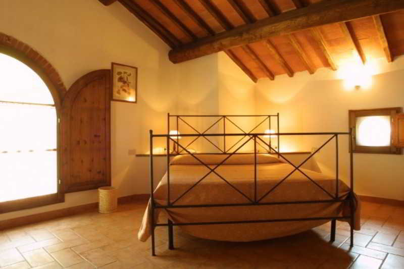 Room
Room
di La Ferriera Resort