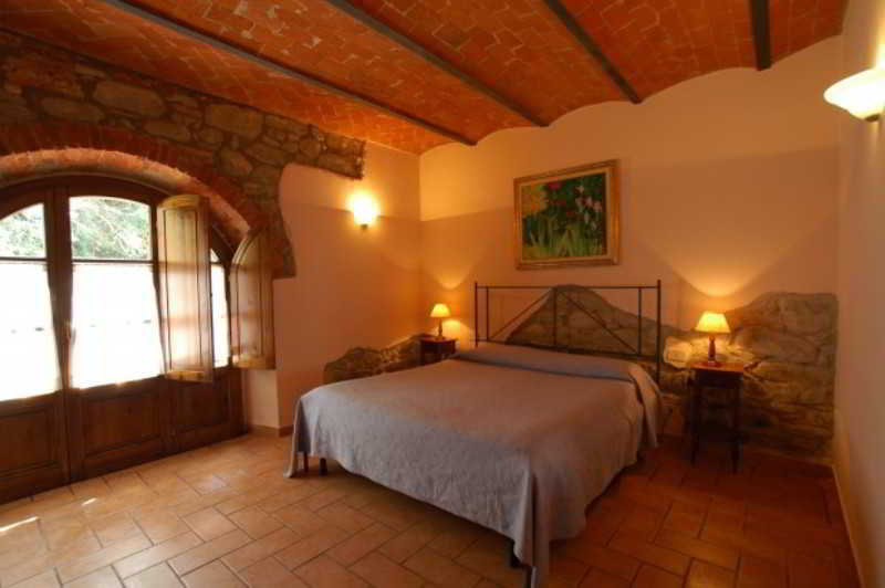 Room
Room
di La Ferriera Resort