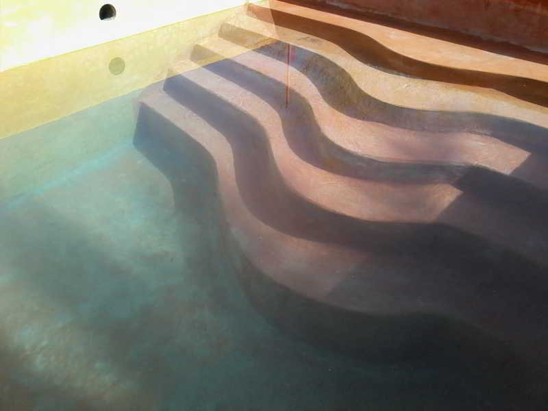 Pool
Pool
di Le Dromblanc