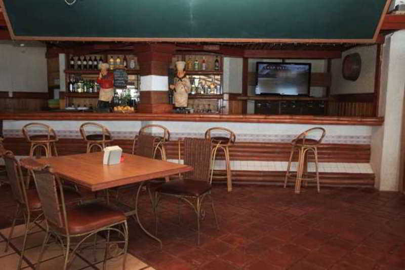 Bar
Bar
di Club Mabuhay La Laguna Resort