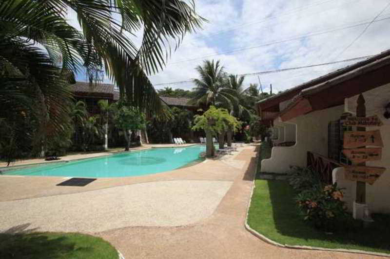 Pool
Pool
di Club Mabuhay La Laguna Resort