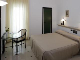 General view
General view
di Hyencos Hotel Calos