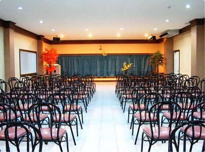 Conferences
Conferences
di Sequoia Inn