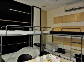 Room
Room
di Green Windows Dormitel