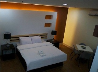 Room
Room
di Green Windows Dormitel