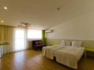 Room
Room
di Hotel Christina