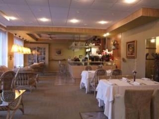 General view
General view
di Karolina hotel and conference centre