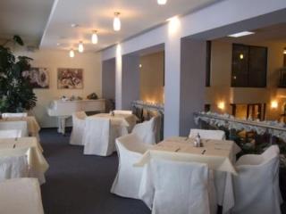 General view
General view
di Karolina hotel and conference centre