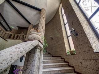 General view
General view
di House Of Dracula