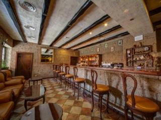 General view
General view
di House Of Dracula