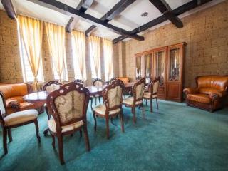 General view
General view
di House Of Dracula