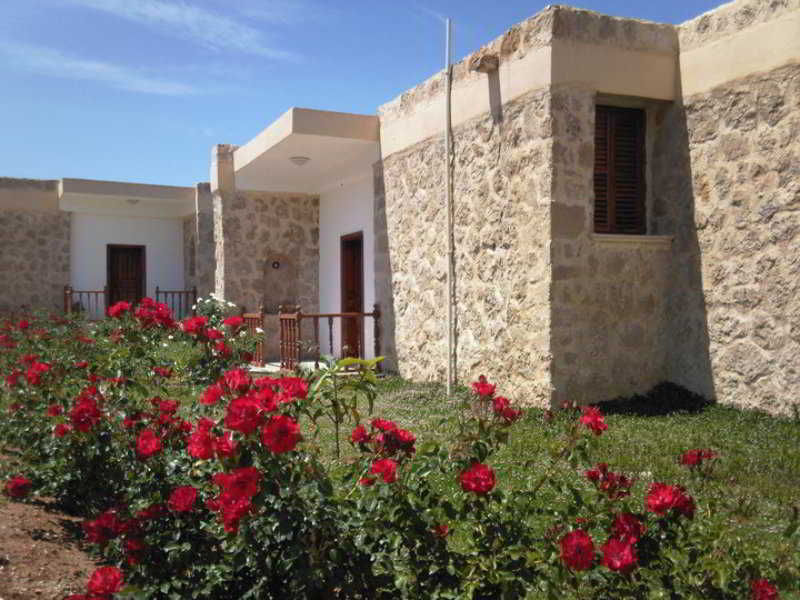 Room
Room
di Sinya G.H.