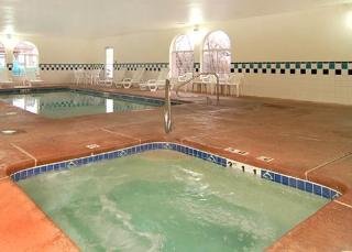 Pool
 di Comfort Inn