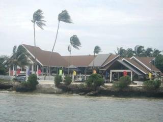 General view
General view
di Dive Thru Resort