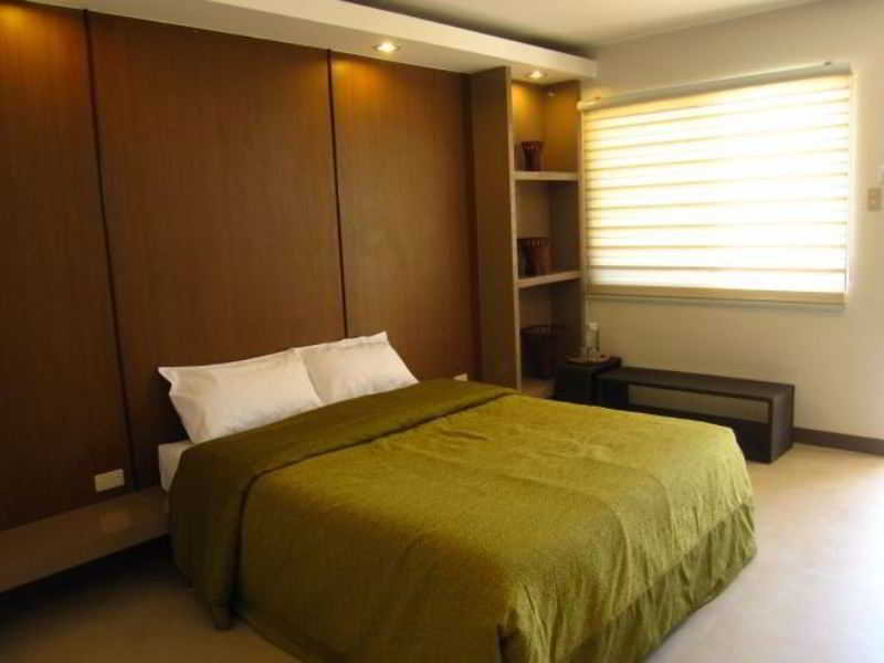 Room
Room
di Dive Thru Resort