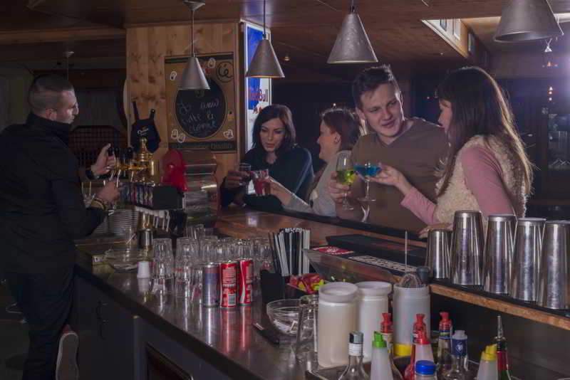 Bar
Bar
di Hotel Club Piandineve